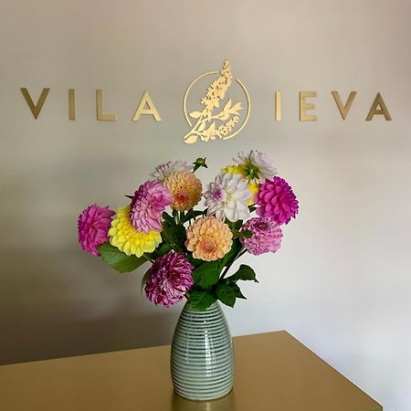 Vila Ieva بالانغا المظهر الخارجي الصورة